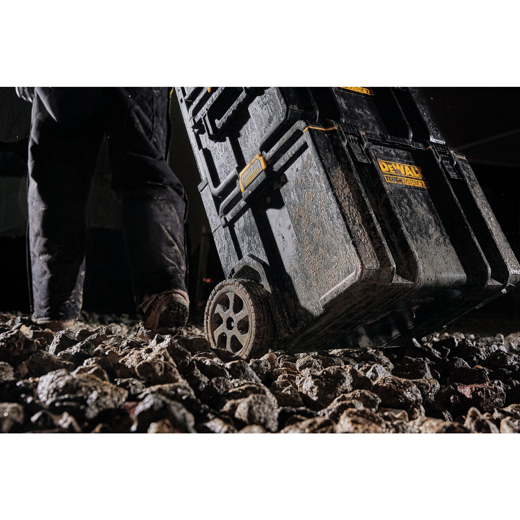 Boîte À Outils Sur Roues TOUGHSYSTEM 2.0 610 mm (24 po) – DEWALT DWST08450 7 Outil Dewalt DWST08450