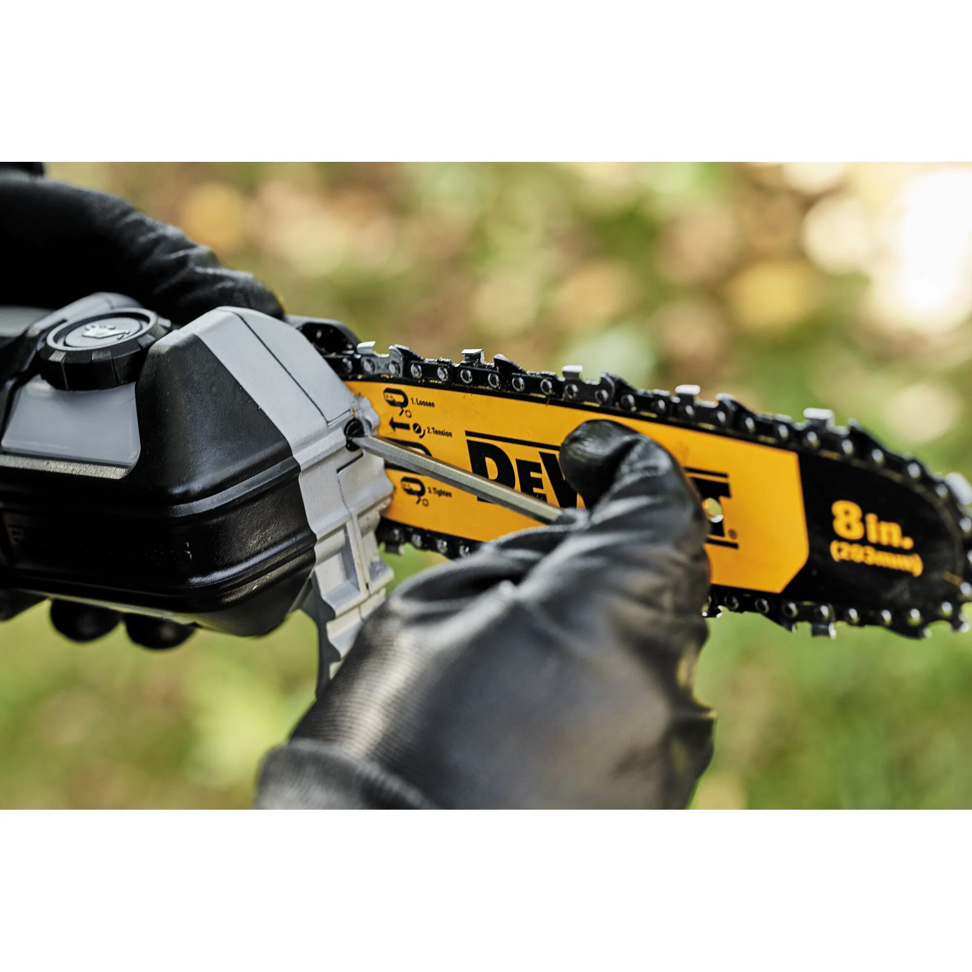 Scie à élaguer sur perche de 8 po, 20 V MAX – DEWALT DCPS620BR 3 Scie à élaguer sur perche de 8 po, 20 V MAX — DEWALT DCPS620B