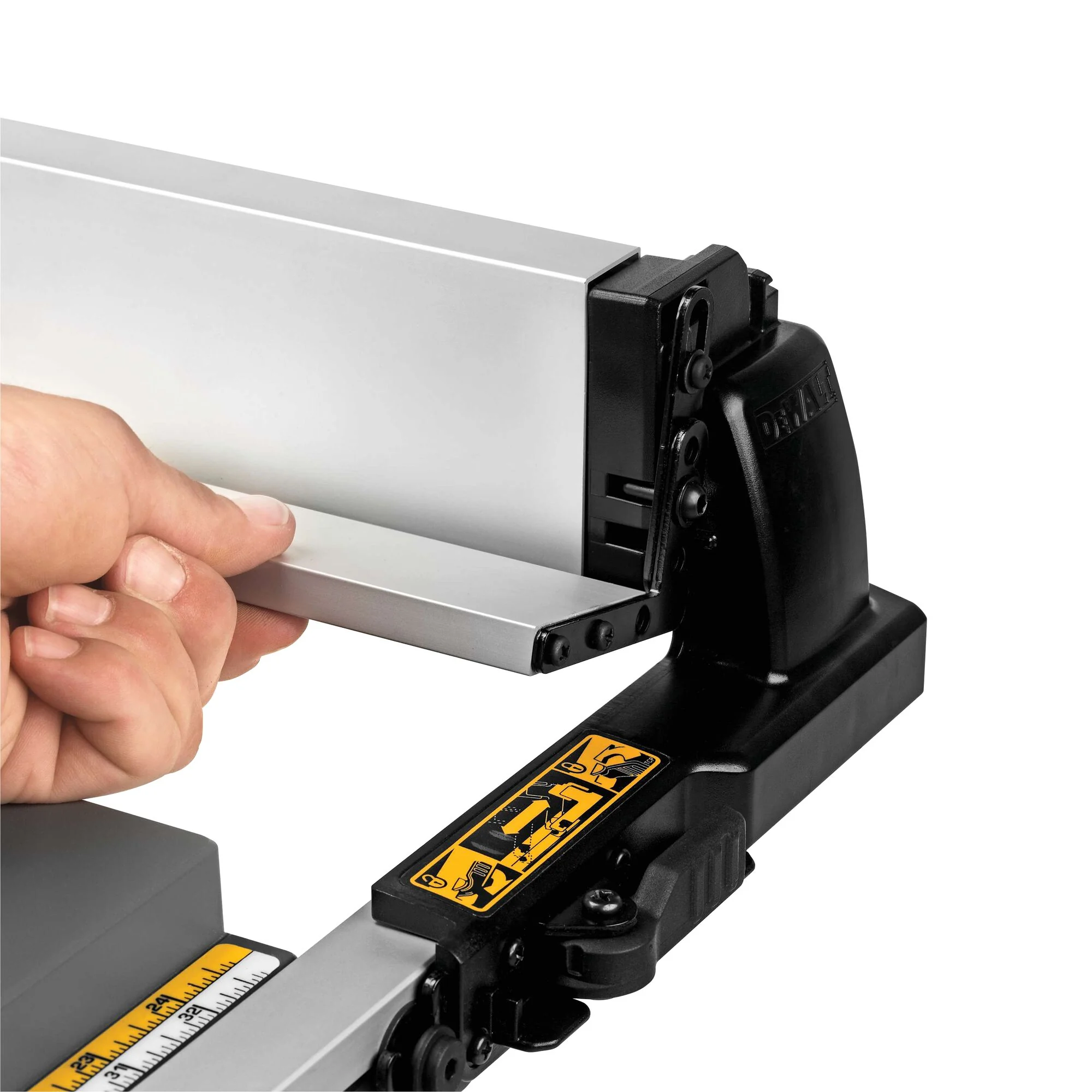Banc de scie de 10 po avec support roulant – DEWALT DWE7491RSR 5 Banc de scie de 10 po avec support roulant — DEWALT DWE7491RS